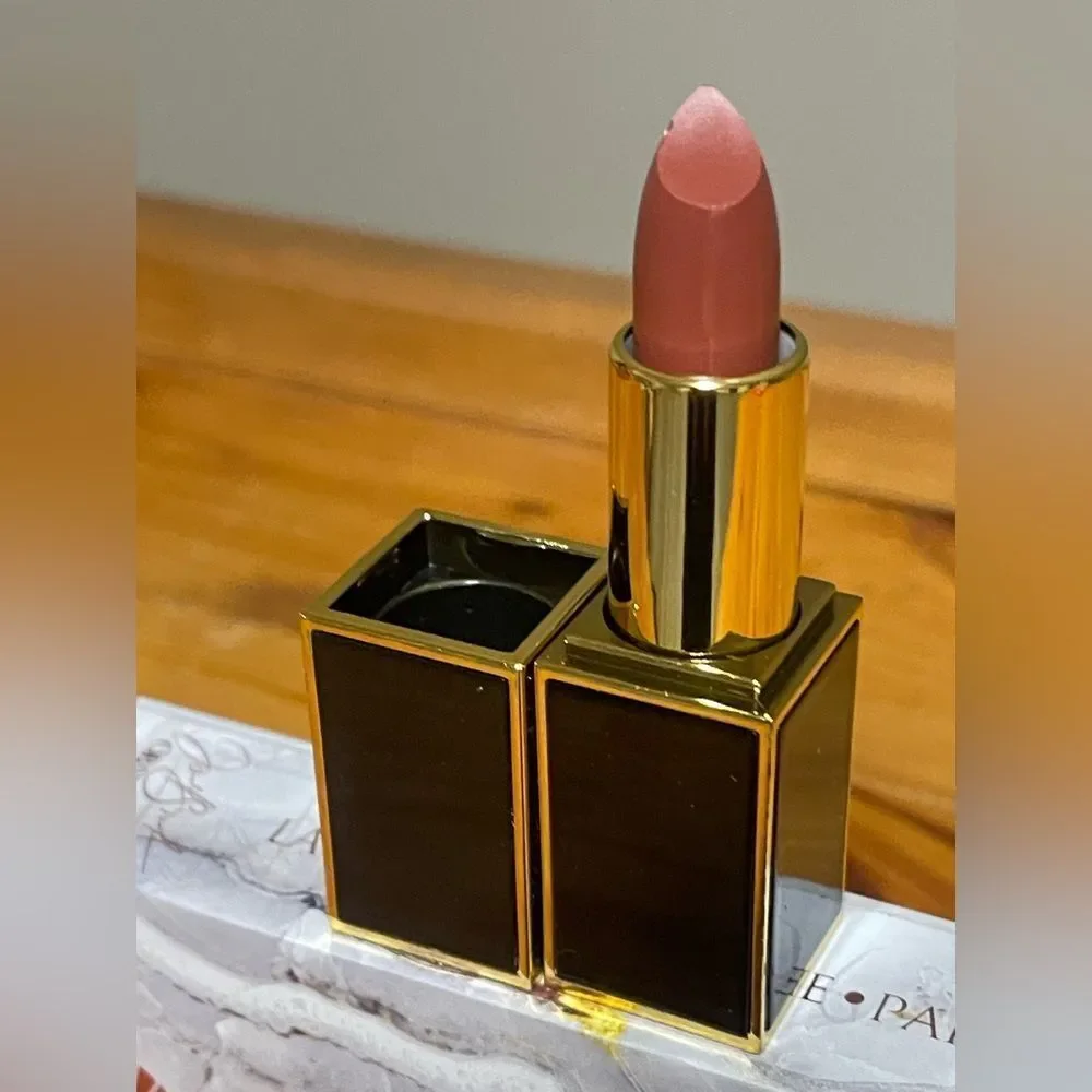 La Prédire Prestige Paris Rosewood Brick Red Shining Lipstick | Luxury Makeup